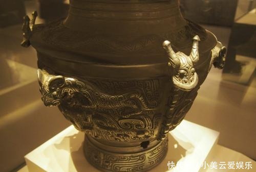 图案|捕鱼时打捞的文物,引起专家的争议,精美图案让人难以忘怀