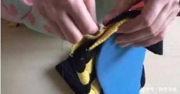 穿旧的毛衣不要扔,剪刀随便剪一刀,变成每家都需要的宝贝