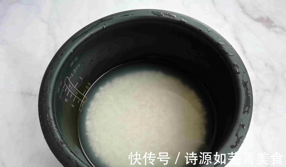 豆角|我家懒人晚餐走红,饭和菜一锅出,食材丰富又营养,一顿不到10元!
