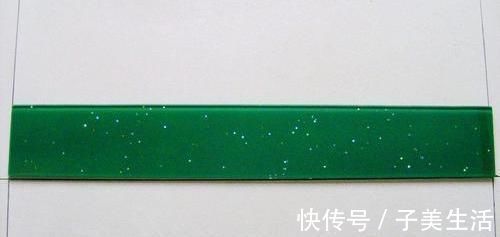 家居|家里装修用哪种材料的踢脚线好？听老师傅的话，才知我家挑错了