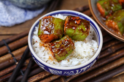 尖椒|辣椒太辣无从下口？不妨试试这做法，免油炸辣味全无，小孩都能吃