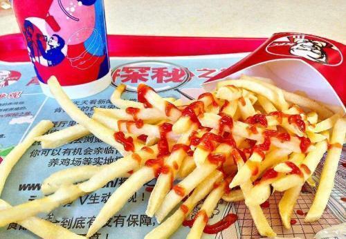 总要|吃肯德基时,餐盘上面为啥总要垫一张纸服务员很多人不懂装懂