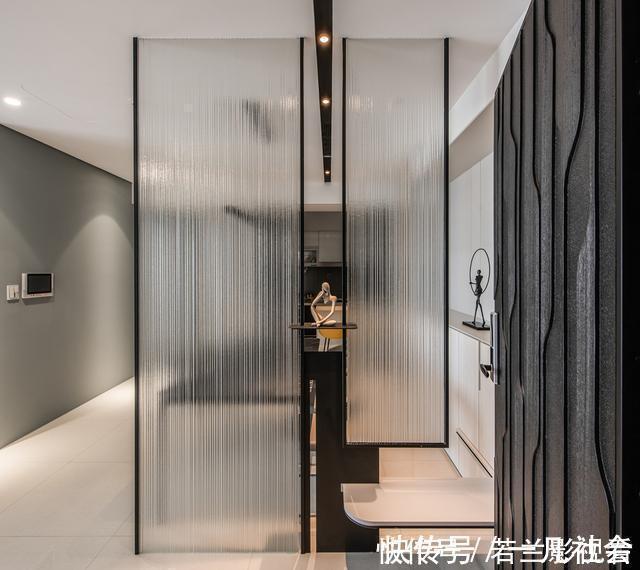 石纹|展开怀抱迎接无拘的晚年人生，89平米清新双人寓所，自由和谐