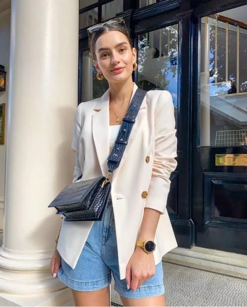 每个脸型都有适合的耳环类型，戴对款式提升气质，教你4种戴法