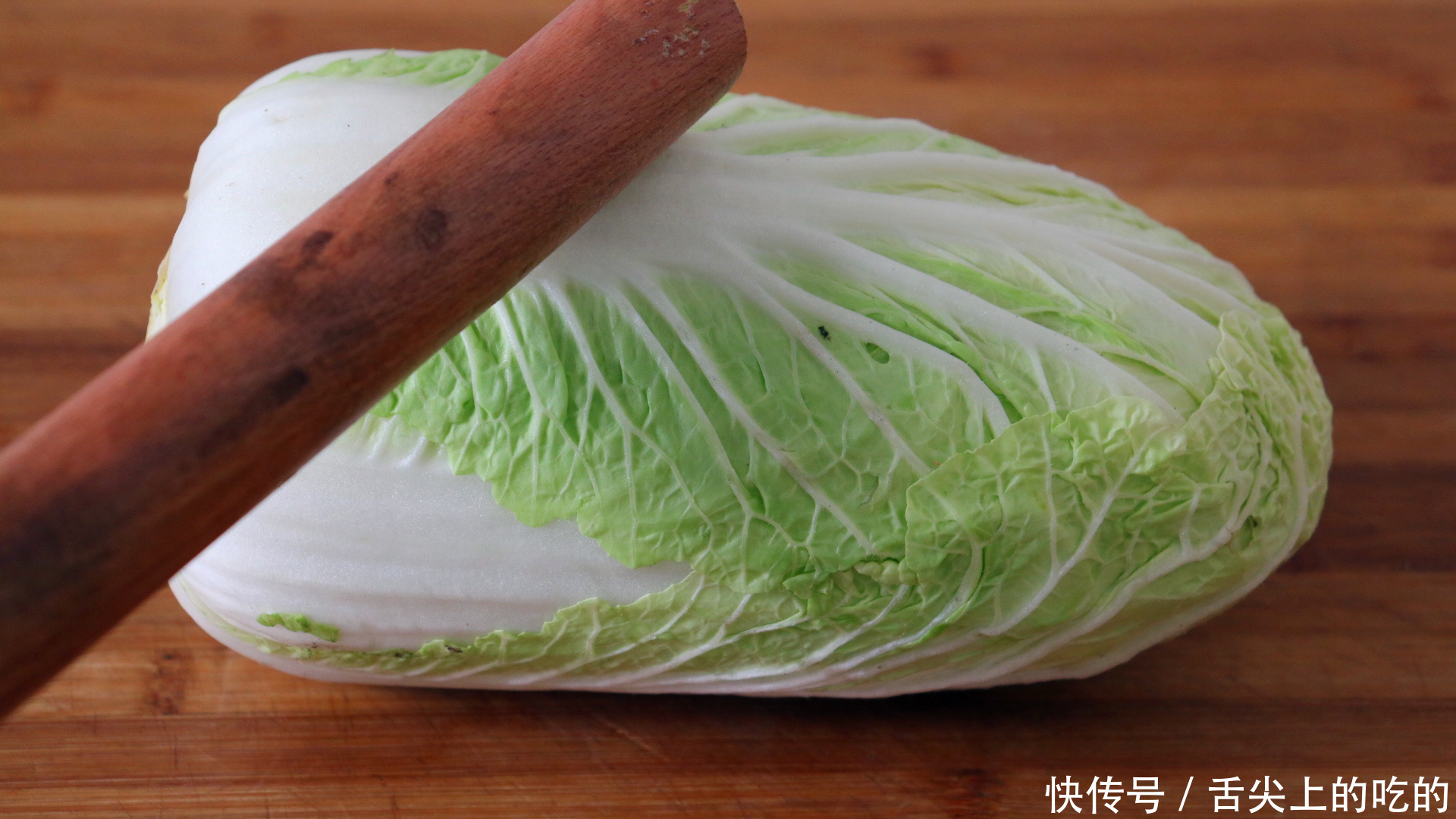 白菜新吃法,不炒不炖,我家一周做5次,孩子爱吃,太香了