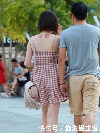 街拍 格子连衣裙微胖姑娘, 衣品比身材重要!