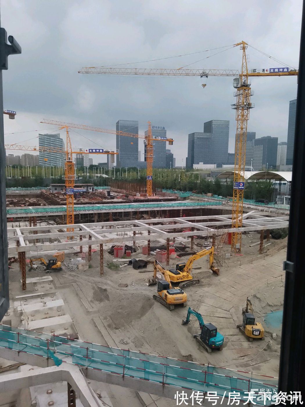 置业顾问|龙腾江河汇好不好?置业顾问从项目现场发回新组图