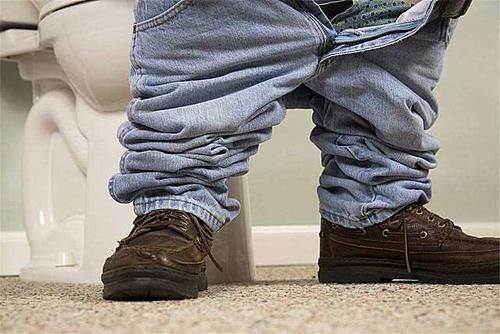 排出体外|人体每天最佳排便次数，若你符合，恭喜，说明肠胃还挺健康