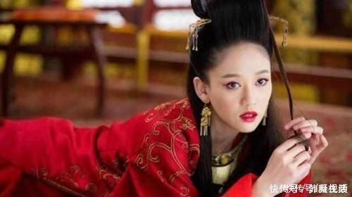 葵花宝典!金庸武侠十大邪门功法,葵花宝典才排第三,第一却被傻子练成