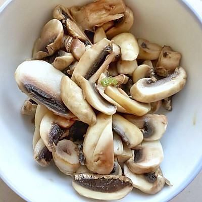 简单好喝到爆棚的口蘑鸡蛋汤，建议收藏