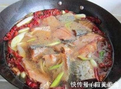 鱼大骨|天冷,学会鱼肉新做法,入味好吃无腥味,上桌后连汤汁都不剩!
