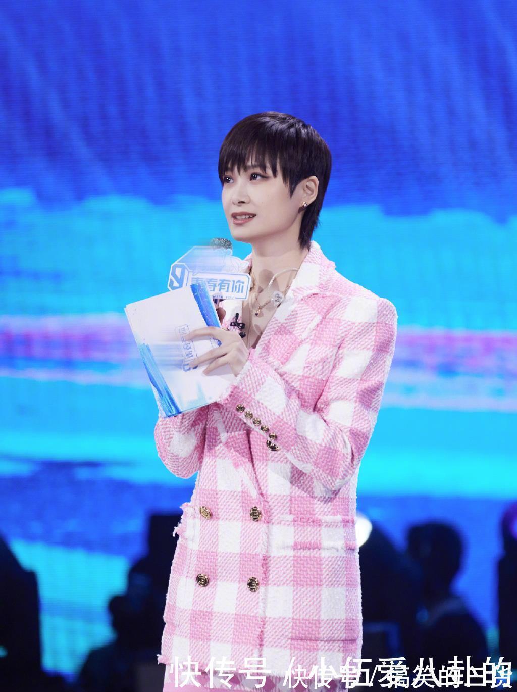 时尚|好看不用打理的短发有哪些?一刀切的齐下巴短发不错,简单又时髦