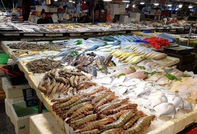  老板|海鲜市场3种“最坑”的海鲜，价格便宜外表诱人，老板我都不吃