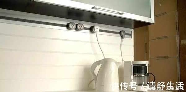 厨房|家里这样安装插座,我还是头次见到,太实用了