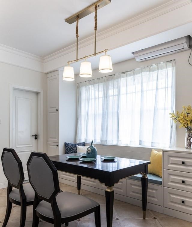 收纳|她家73㎡的房子，客餐厅装修得真心漂亮，最满意全屋定制的柜子