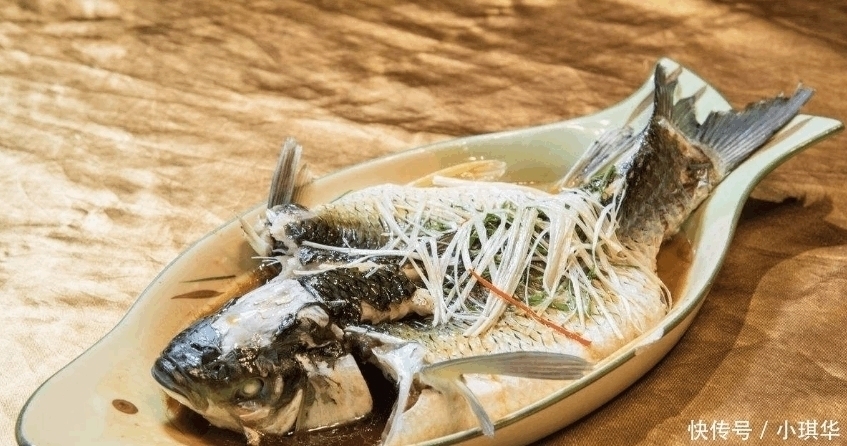 鱼肉|做了蒸鱼29年的师傅说, 很多人蒸鱼都会犯这8大错误, 导致鱼难吃