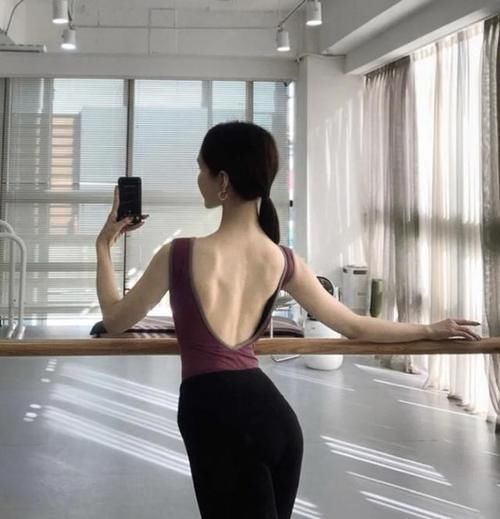 看起来有“廉价感”的女生，免不了这几个特点，一眼就能看出来