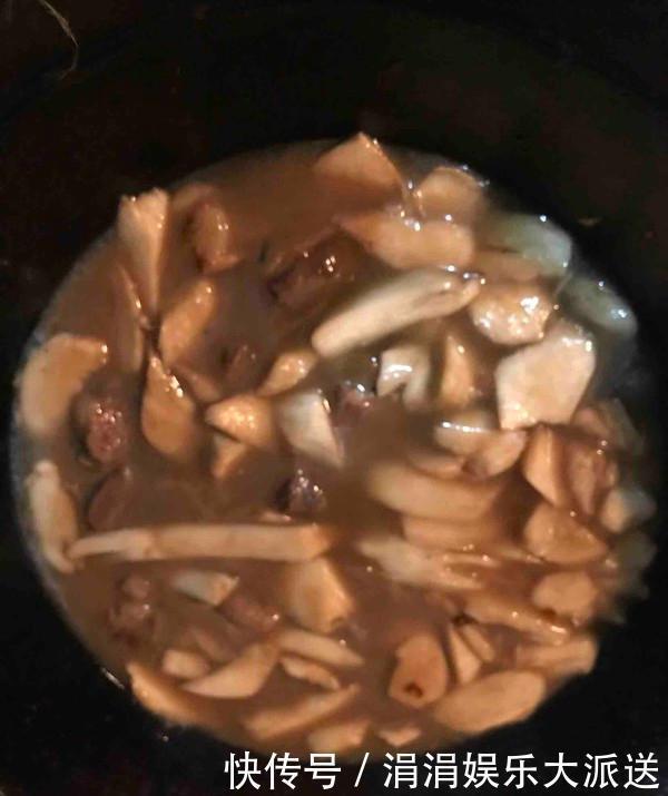 西红柿的黄金搭档不是鸡蛋!而是没人关注的它,强壮筋骨,长高个