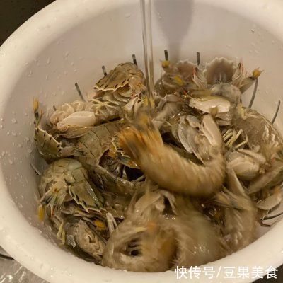 超级小白闭眼做！正宗焖蒸皮皮虾