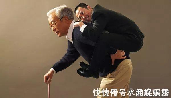 孩子|“比起有出息,宁愿让孩子啃老”,老人的话很扎心,却是父母心声