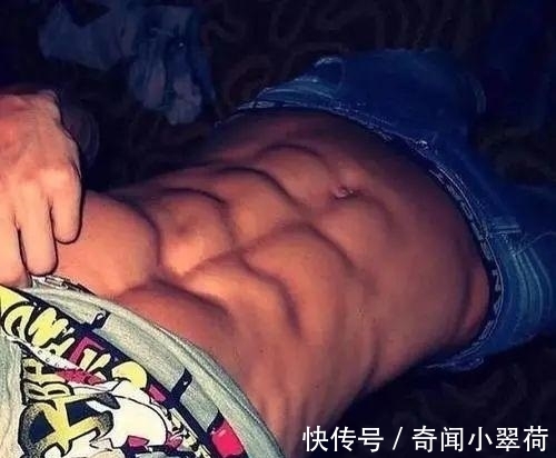 健身教练|健身教练挑战吃一个月“垃圾食品”,这变化太明显,真的惊到我了