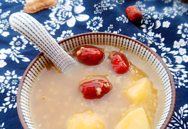 春天,要记得常吃这碗粥,我家每周吃3次,赶走春困人更有精神