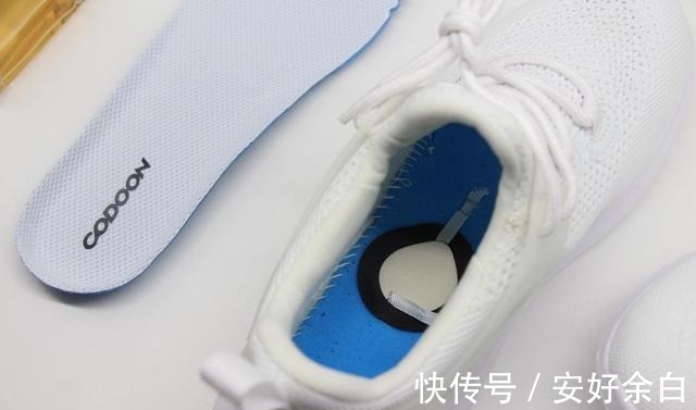 q弹 百元跑鞋怎么选咕咚5K运动跑鞋带给你超值运动体验!