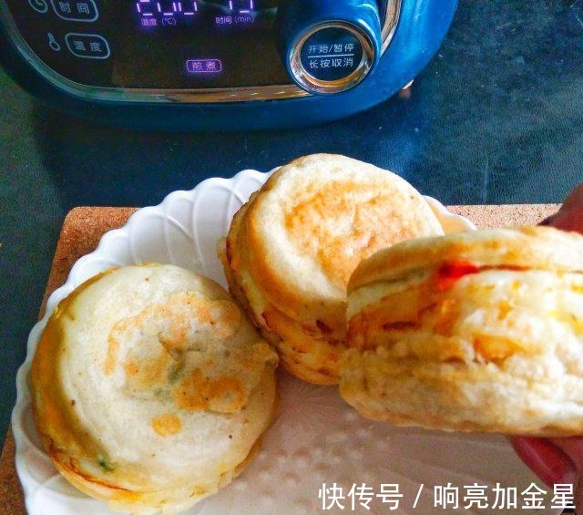 泡打粉|鸡蛋汉堡，宣软咸香，当小吃做早点都可以！