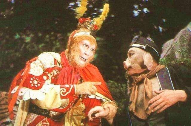 太白金星|猪八戒什么神仙都不拜,为何见到他就跪下磕头?你看他有何来头