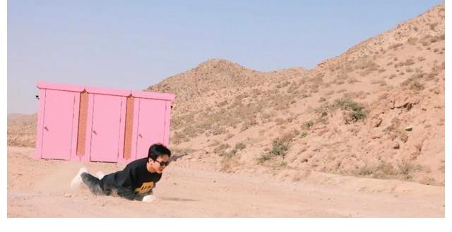 鄧超被五哈節(jié)目組整慘，不是追雞就是趕豬，稱以后不錄這樣的節(jié)目