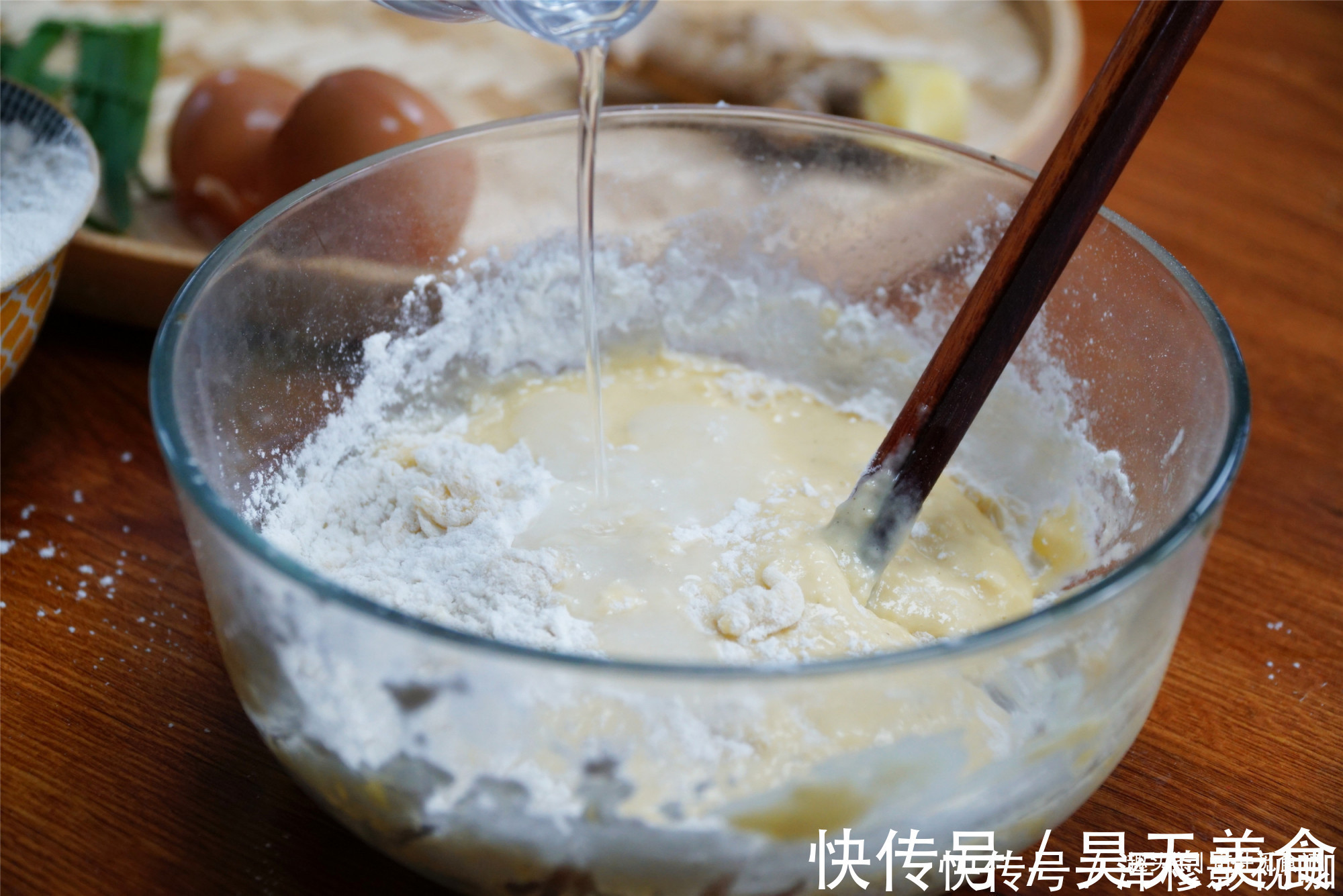章鱼|立秋后，这海鲜物美价廉，一次买5斤，煎一煎，比章鱼小丸子还香