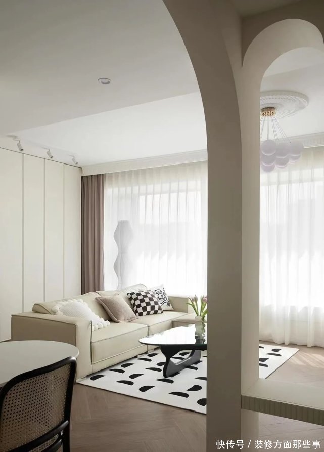 拱形|65㎡奶油色+拱形门搞定轻法式风,原来小户型也可以这么仙!
