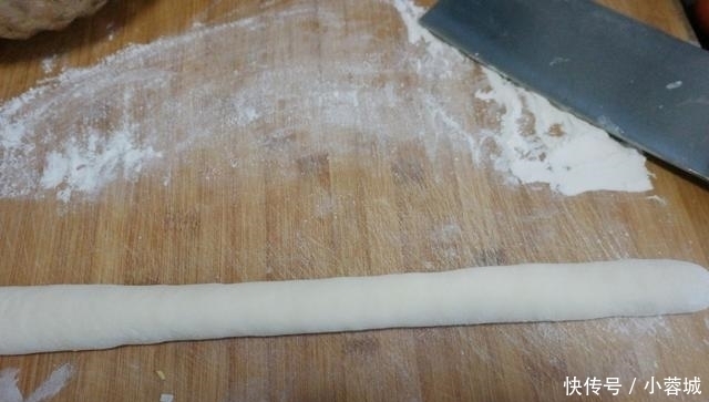 这个馅的饺子百吃不厌,我家每周都包一次,馅香味美,真好吃