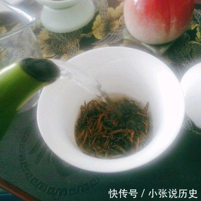 果宗|好吃到舔盘子的下饭菜秋天第一杯奶茶~梨子玉乳奶茶！