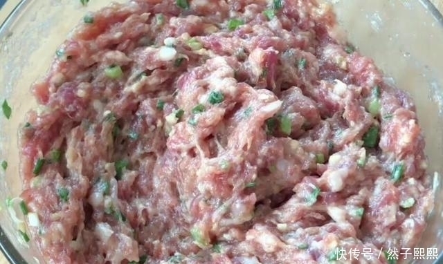 饭店|为什么饭店调的“肉馅”又香又好吃，多加2步，无论包什么都好吃