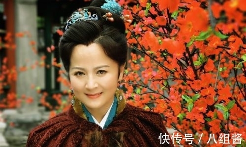 林黛玉@红楼梦续文43:宝玉离家出走为何留下2朵宫花?别人不懂宝钗秒懂