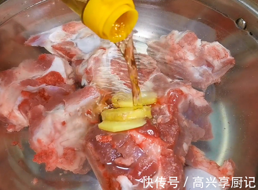 砂锅|春季,做海带排骨汤,要记住“3开3落”,把营养给“煮”出来