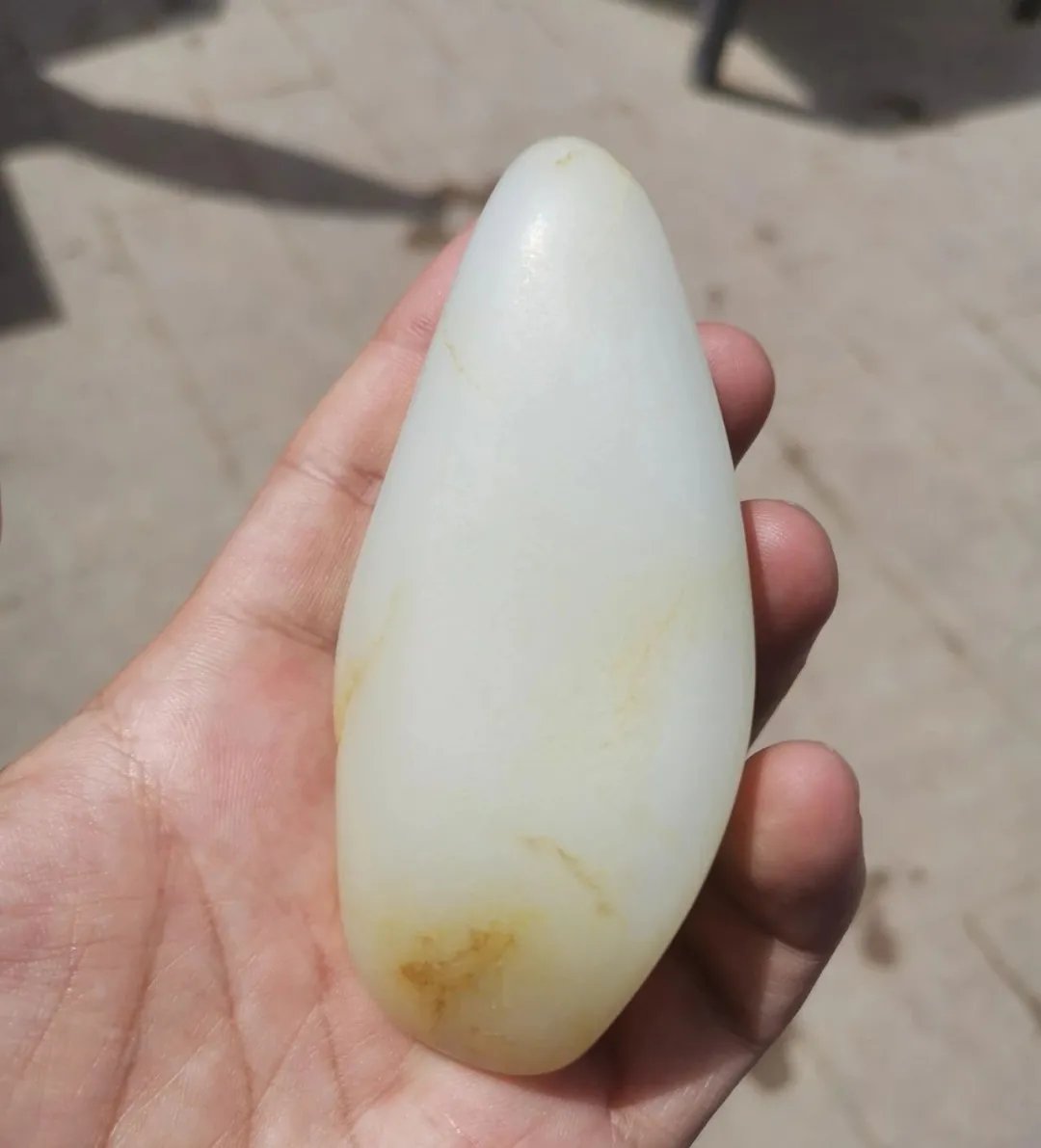 赌性|每一步都惊心动魄，一件玉雕成品的诞生，真的太不省心了