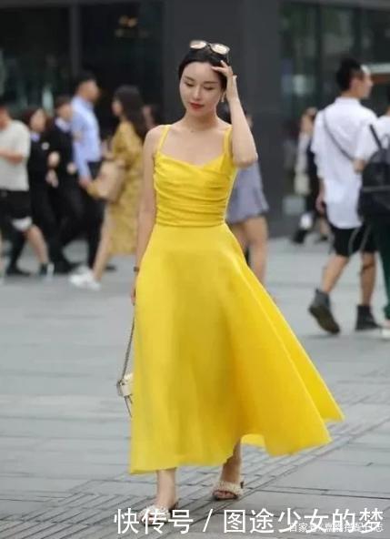 小姐姐|夏日的性感吊带，清凉甜美犹如爽口冰激凌