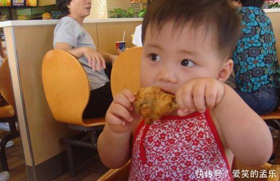 昕昕|婴儿被查出肾衰竭,只因吃错了辅食,未满1岁的娃别喂这3样东西!