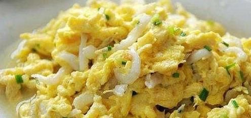  鸡蛋的新做法，不放一滴油，鲜嫩好吃还健康，油炒已经过时了