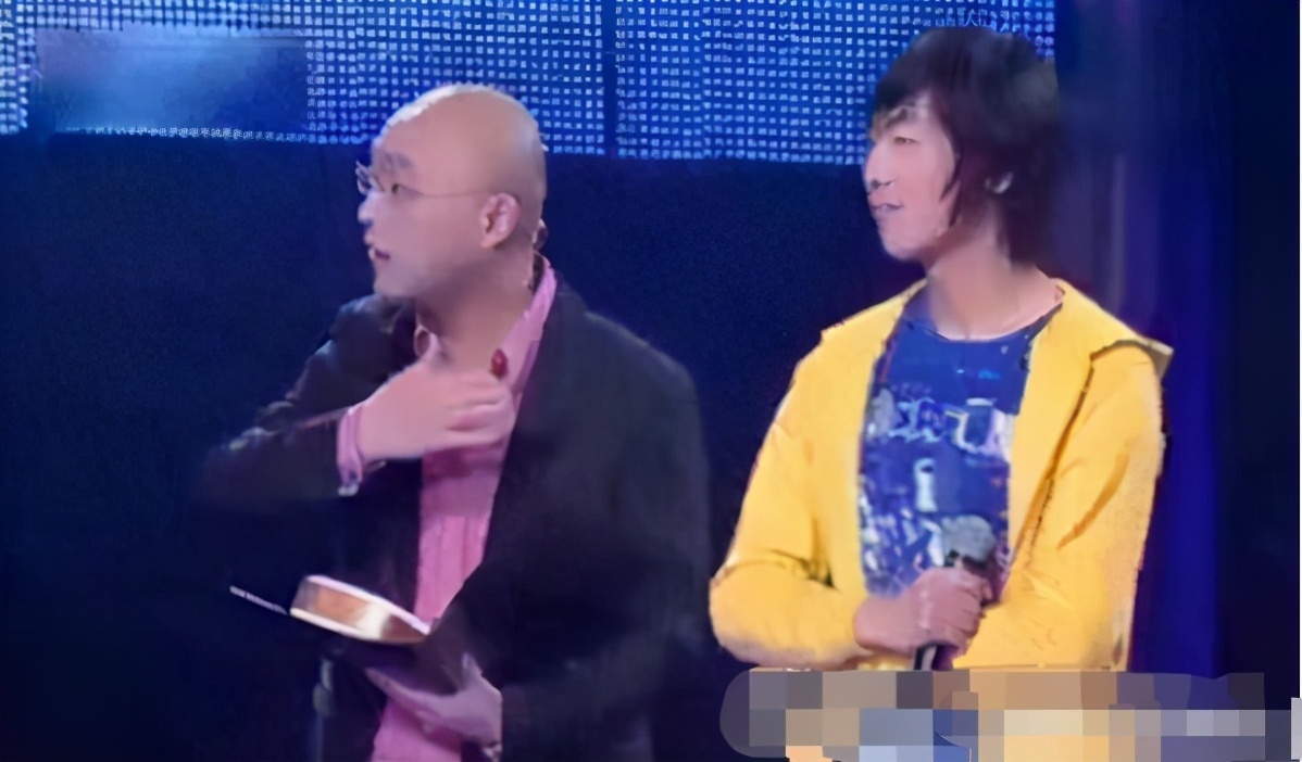 小哥|“外賣”小哥上非誠(chéng)勿擾，剛登臺(tái)24盞燈被全滅，破最快下臺(tái)記錄