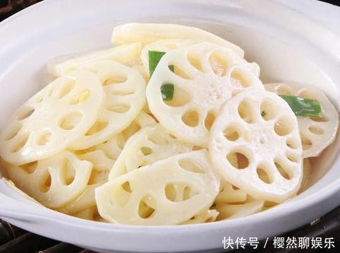秋藕|买莲藕时，该买7孔的还是9孔的，教你正确挑法，再也不怕买错了