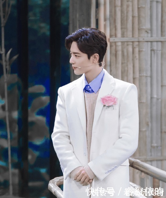 頂級流量|開播10分鐘奪收視榜首，央視再次力挺：肖戰的春天來了