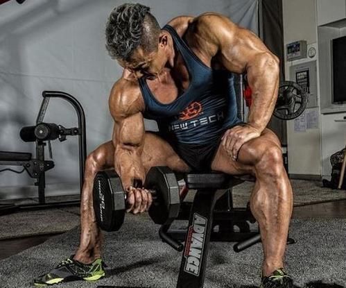 健身|训练过度现象如何判断？怎样才能够避免训练过度现象出现？