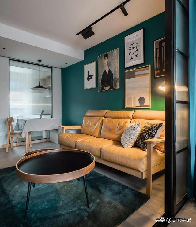 玄关|40㎡你觉得小她却改成2室1厅外加1个衣帽间,全屋复古高级晒晒