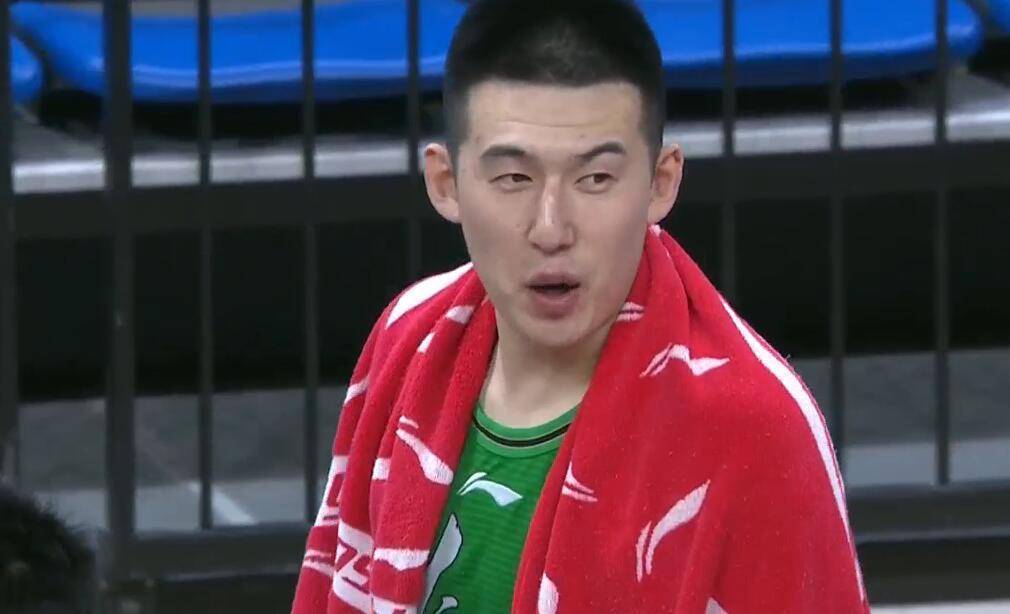 俞澤辰|俞澤辰爆發(fā)三分7中4 張鎮(zhèn)麟休戰(zhàn)付豪鋒線高效砍24分