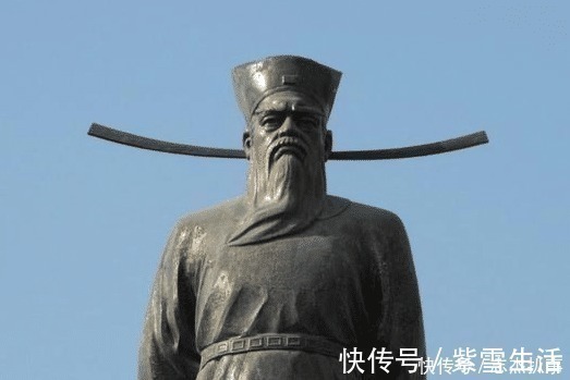 上联!包拯为破案出了一上联,为何能肯定对得出下联的就是凶手?