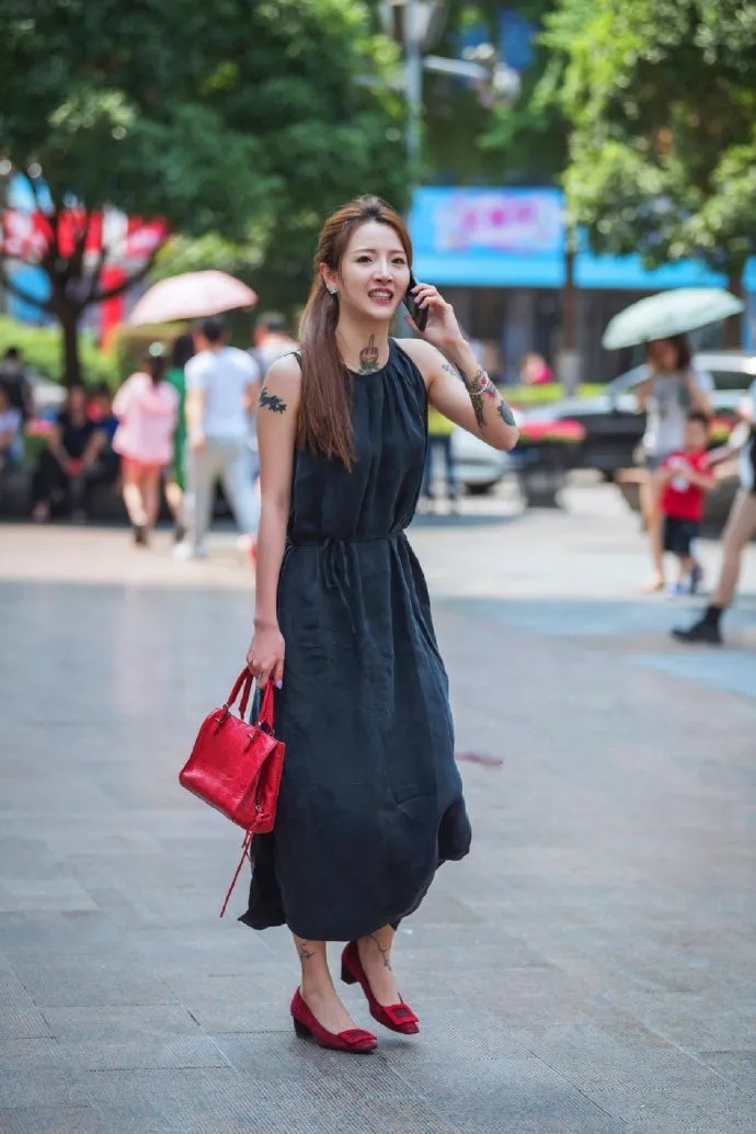 知性|一双气质的高跟鞋搭配，让女性穿出优雅知性的魅力