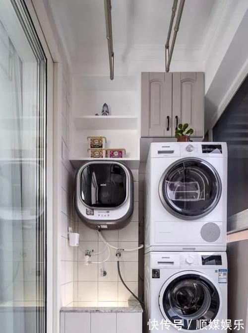 餐厨一体|87㎡小三房,电视墙太漂亮了,尤其“餐厨一体”实用极了